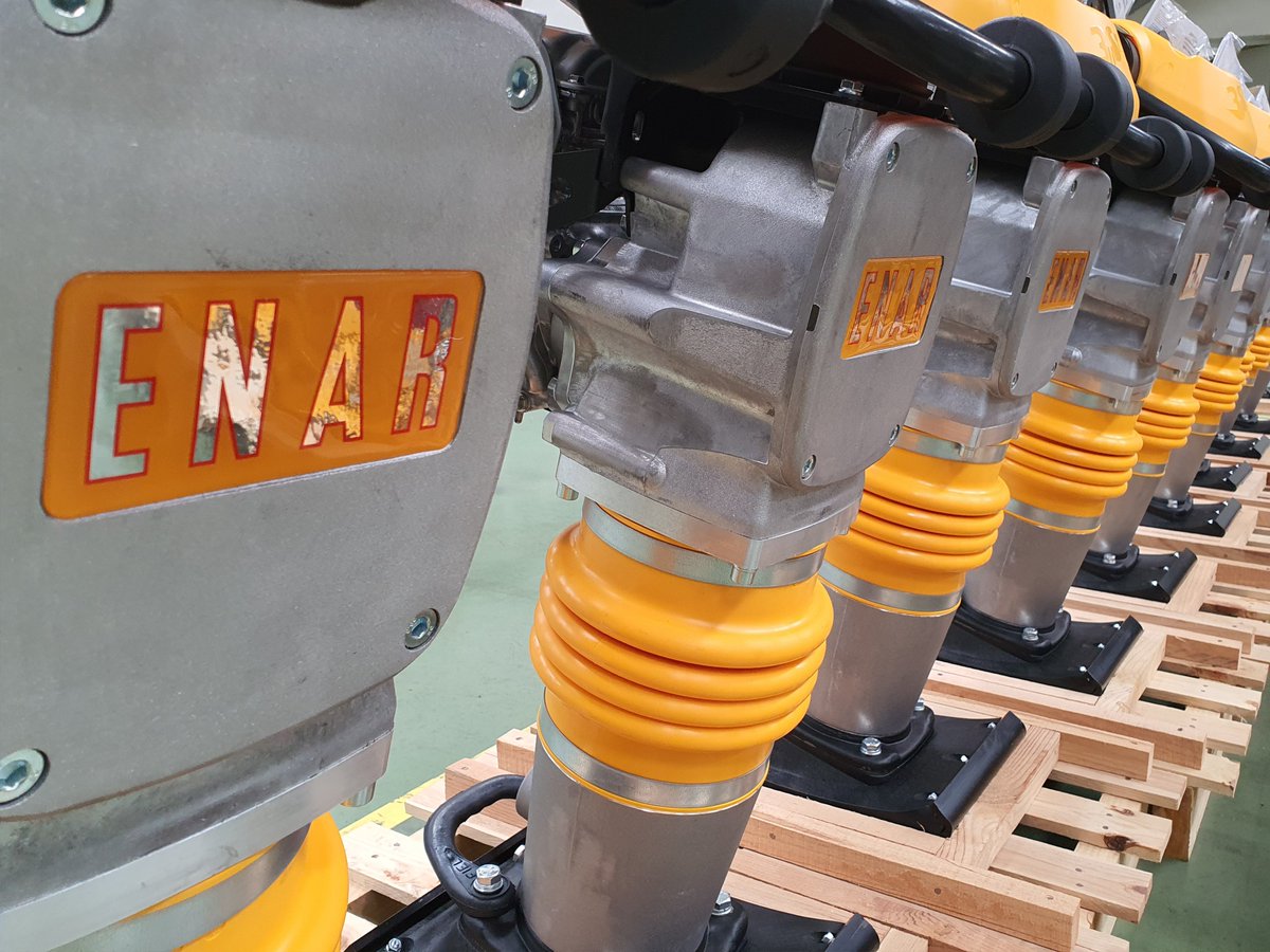 ENAR. Fabricante Líder mundial en vibradores de concreto sigue su constante crecimiento nacional e internacional. Estad atentos a nuevas noticias y novedades! #enar #worldleader #concrete #vibrator #weareenar #nonstop