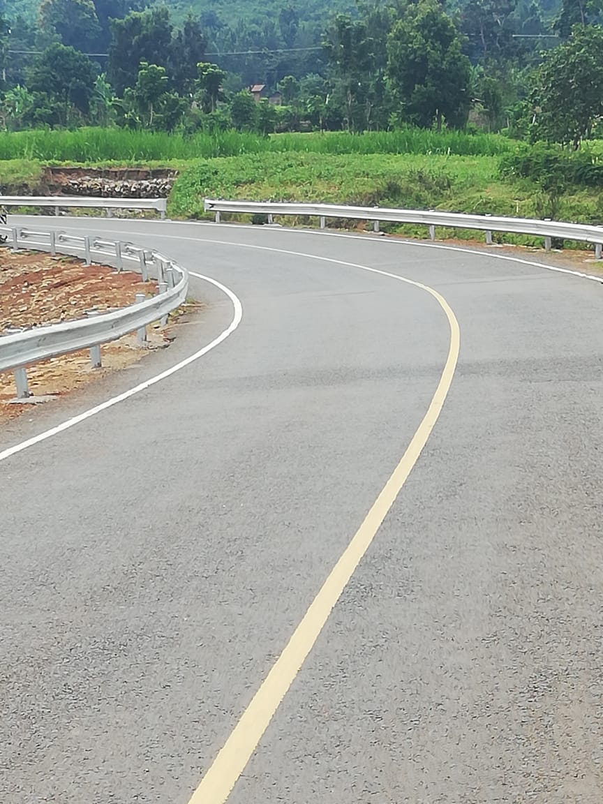 KeRRA_Ke's tweet photo. End of defects liability period inspection of Lwakhakha-Korosiondet-Tulienge Sirisia-Namwela-Chwele Roads in Bungoma County. 
#ConnectingDevolvedKenya. https://t.co/VnPVwNCMFP