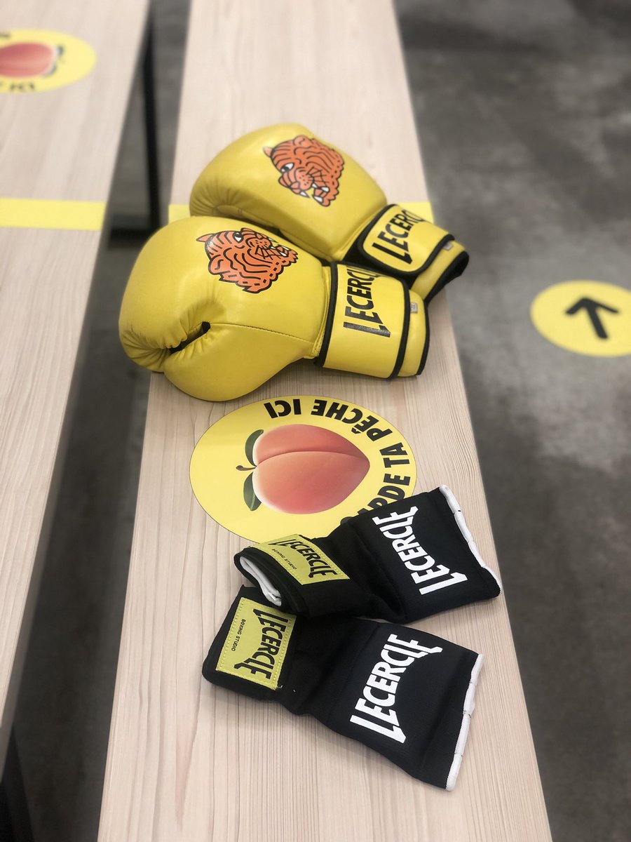 sogladfit's tweet photo. IN JAB WE TRUST
50 % boxe 50 % bootcamp tout est dit ! On boxe, on squat, on brûle ses abdos ! La nvelle sur la fermeture des salles de sport tombe au moment où je quitte le studio avec l’envie d’y revenir très vite 🥺
✊🏾 force à nos salles ✊🏾
#LeCercleBoxing https://t.co/YeWVTgUC1J