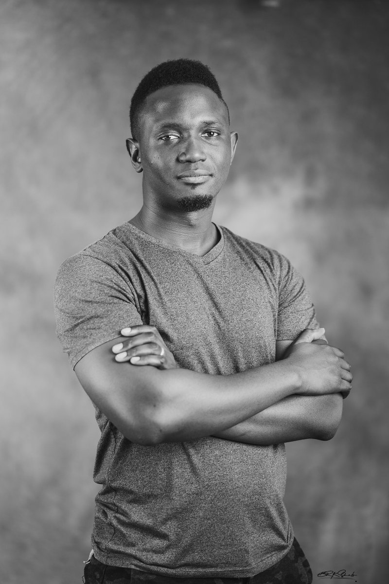 lonjezodaudi's tweet photo. #Lonje #artist #pianist #guitarist #newLevelAlbum #God https://t.co/hX4gXvvGA0
