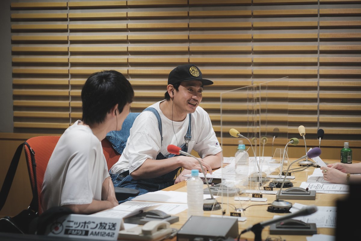 reprofile_jp's tweet photo. https://t.co/QEKJDw65bC
8月10日（月）に放送された「SHE THREE presents 劇団EXILEのREPROFILE」に青柳翔さん、町田啓太さんが登場！ 番組では、リスナーからの質問や「面白い話」の話し方ついて答えていただきました。 https://t.co/CHiY9qrtxC