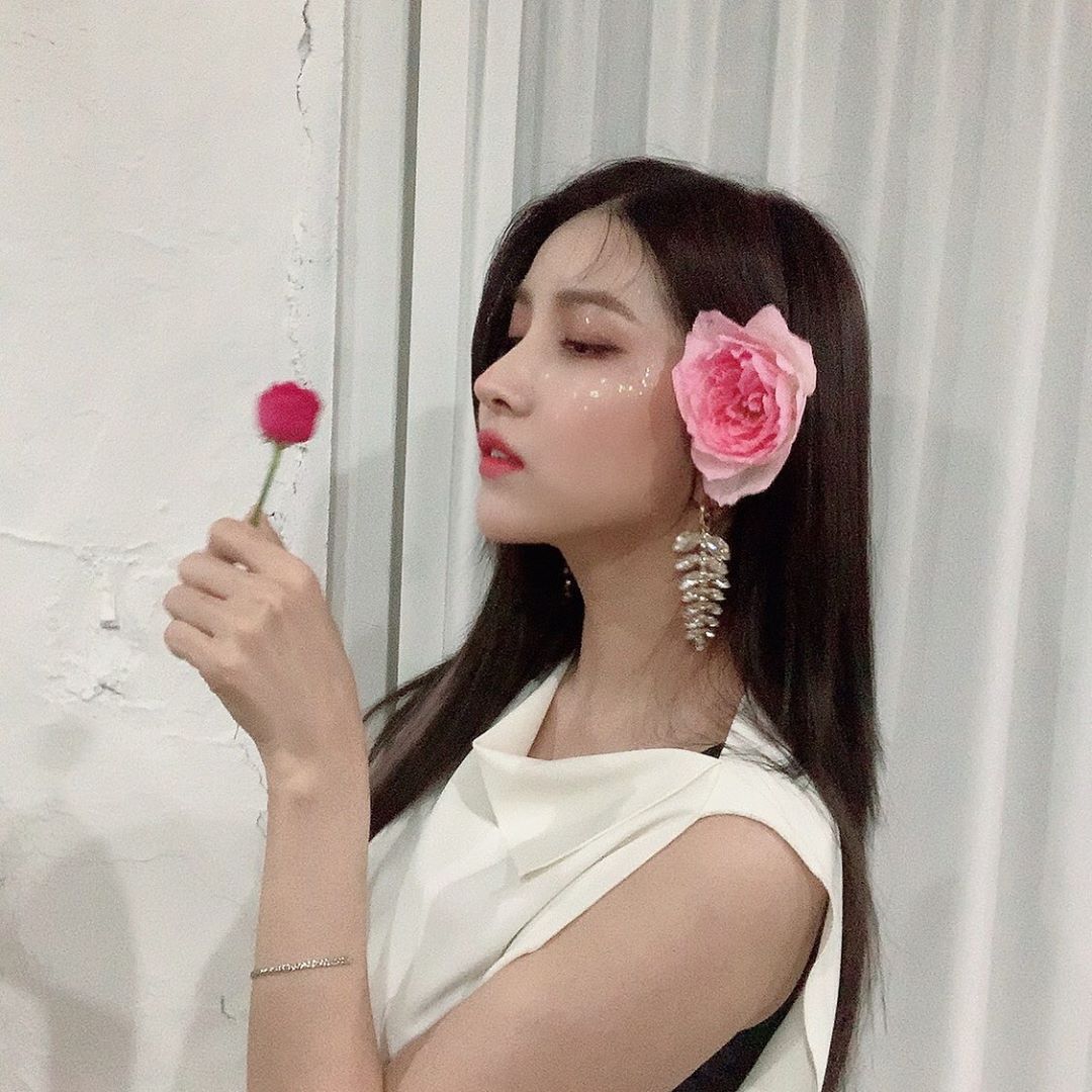 JariyaniYani's tweet photo. Visual semua dong ini menangis sih melihat mereka nihh
#GFRIEND #GFRIEND_MuCon https://t.co/qIfh18419B