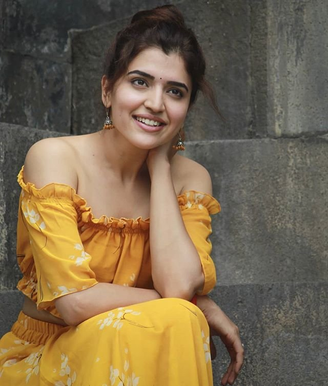 EiqQpruWsAAOzLA?format=png&name=900x900