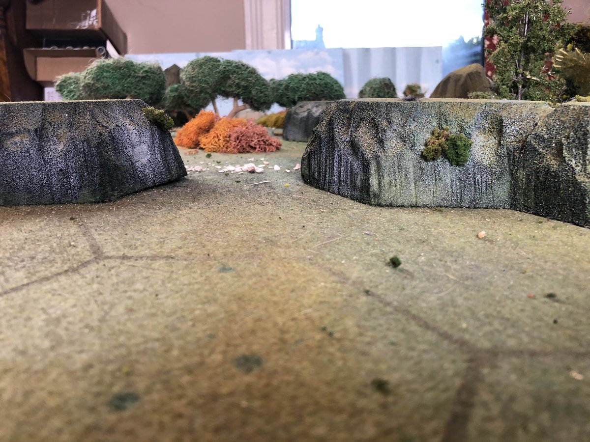 After bivouacking overnight, the patrol sets out on a crisp and dry January morning. The bridge and farm are somewhere up ahead. The riflemen lead the column with the militia behind. So our options are ...  #LLLwargame