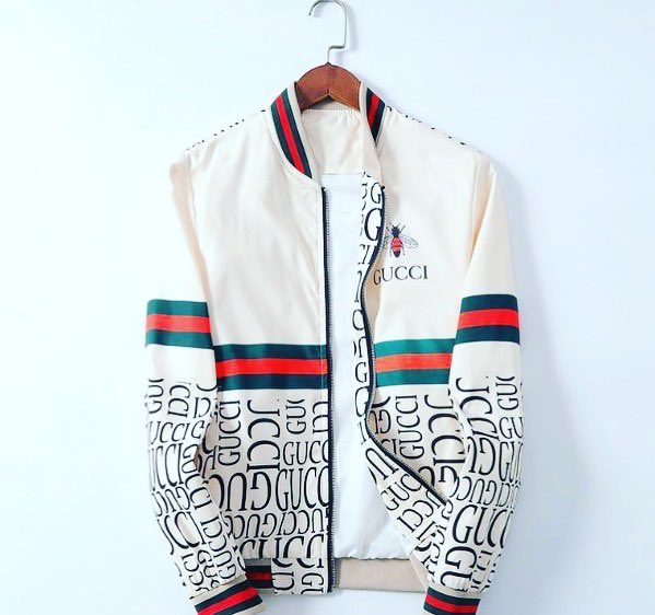 MAISONLUXEGATE's tweet photo. DISPONIBLE SUR NOTRE BOUTIQUE,
https://t.co/CF2GWrheZu 
Utiliser le code promo SOLDE20 pour avoir 10% de réduction. https://t.co/oolCEtvwON