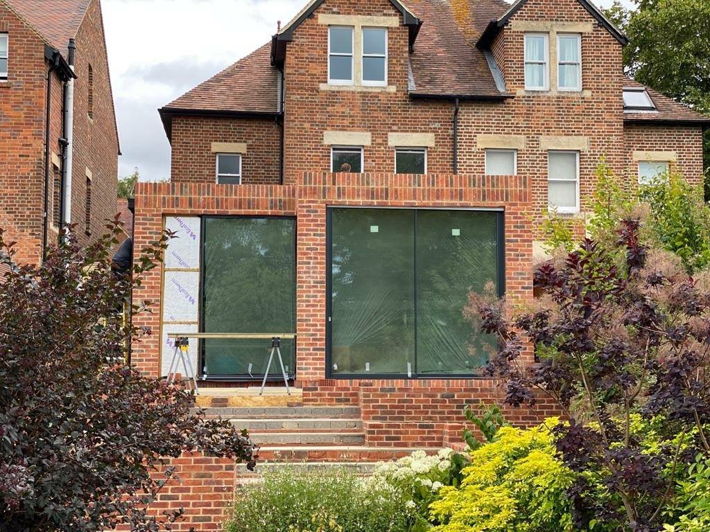 LeonConstructs's tweet photo. Project update - If you're considering a new build project, extension or renovation, then please do get in touch by calling 01869 323677. Our professional and friendly team would love to hear from you. #VisitLeonConstruction #Google https://t.co/ydJIdHJeTm https://t.co/YtcBVGrwMT