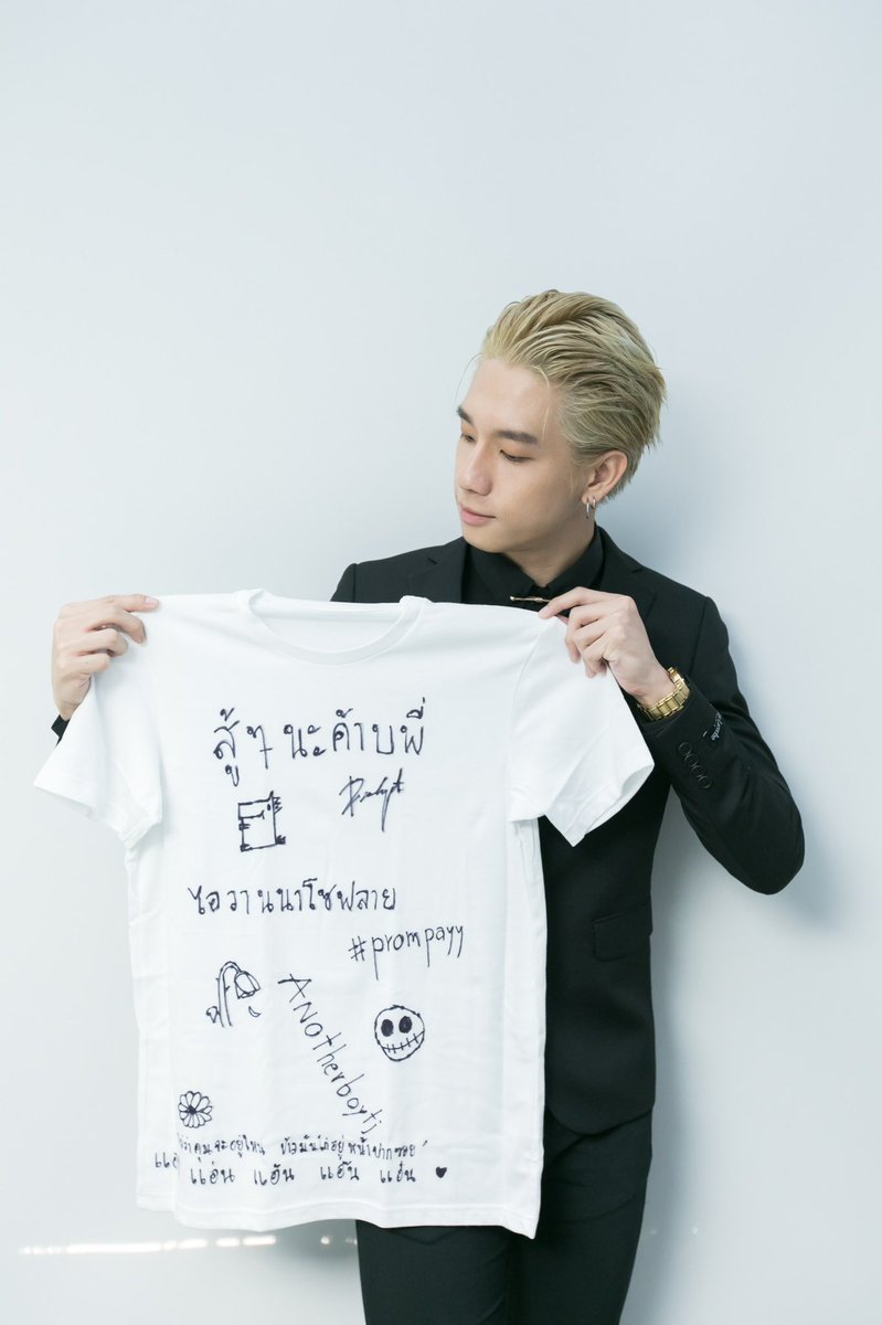 WinWinPRPlus's tweet image. #NewwayExclusivexPromBenz งานมีทติ้งสุดเอ็กคลูซีฟกับ &quot;พร้อม-เบ๊นซ์&quot; ที่ทางแบรนด์ Newway จัดให้พิเศษสุดๆ สำหรับลูกค้าค่ะ

•บริษัท วิน วิน พีอาร์พลัส จำกัด•
รับเป็นที่ปรึกษาและวางแผนการตลาด ซื้อสื่อ จัดหาดารา จัดอีเว้นท์ ทำพีอาร์ โดยทีมงานมืออาชีพ
📞 โทร : 02-048-6265