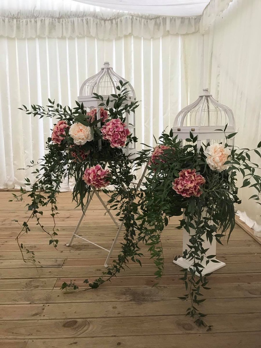 stantonhotel's tweet photo. We just love these beautiful birdcages from Wedding &amp; Event Prop Hire used at our recent open day. 

To get in touch with our lovely wedding co-ordinator, email kirsty@sleepingbearhotels.com https://t.co/IBxVJLyHmZ