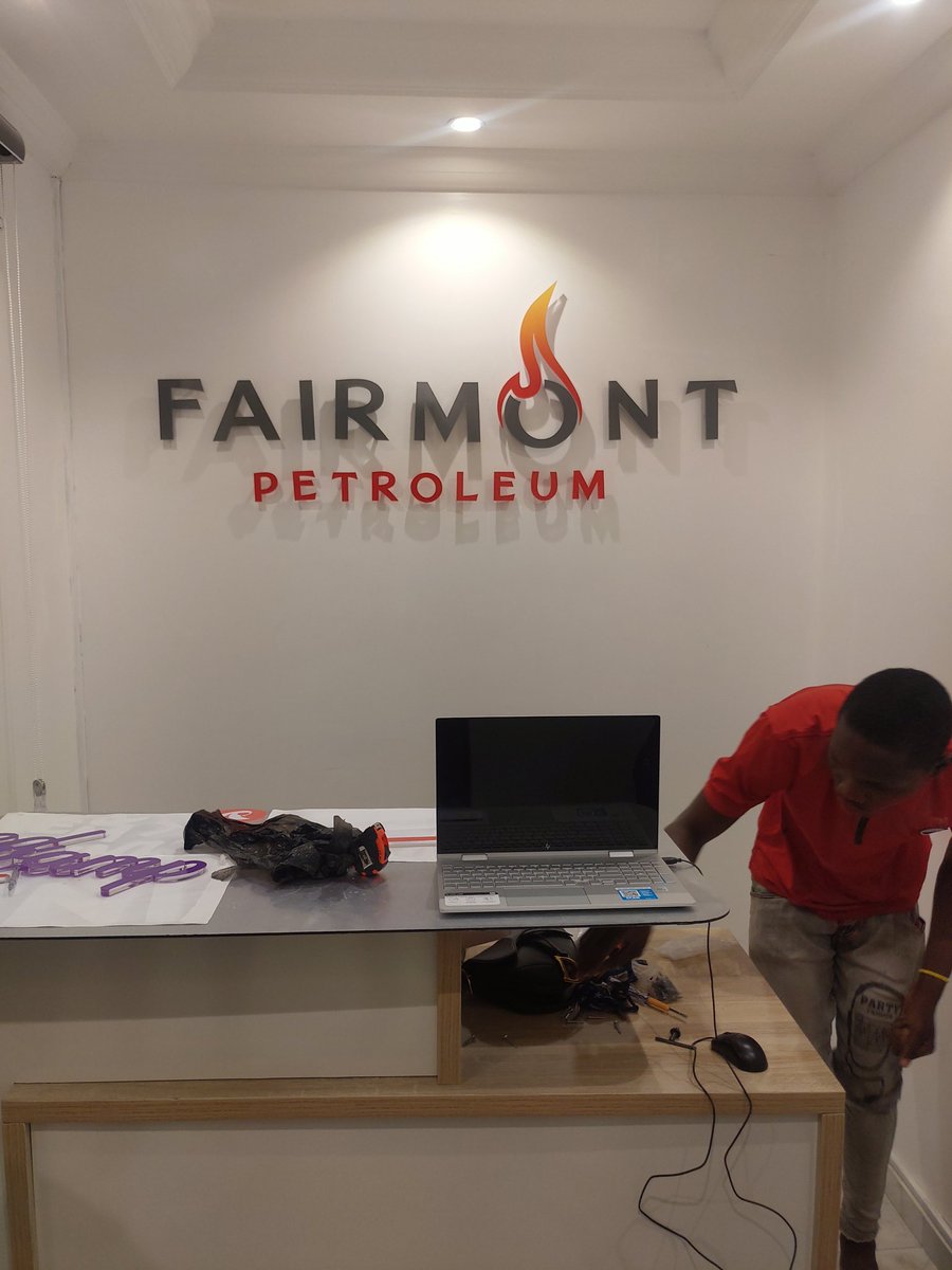 EclecticSigns's tweet photo. We made this beautiful signage for Fairmont Petroleum.
Client wanted their Reception Signage to exemplify their class but yet simple...
#Signage #Exteriorsignage #Interiorsignage #Branding #Officesignage #Logo #Startup #Lagos  #EclecticSigns #EclecticPrint #EclecticBranding https://t.co/YRDp96S4xJ
