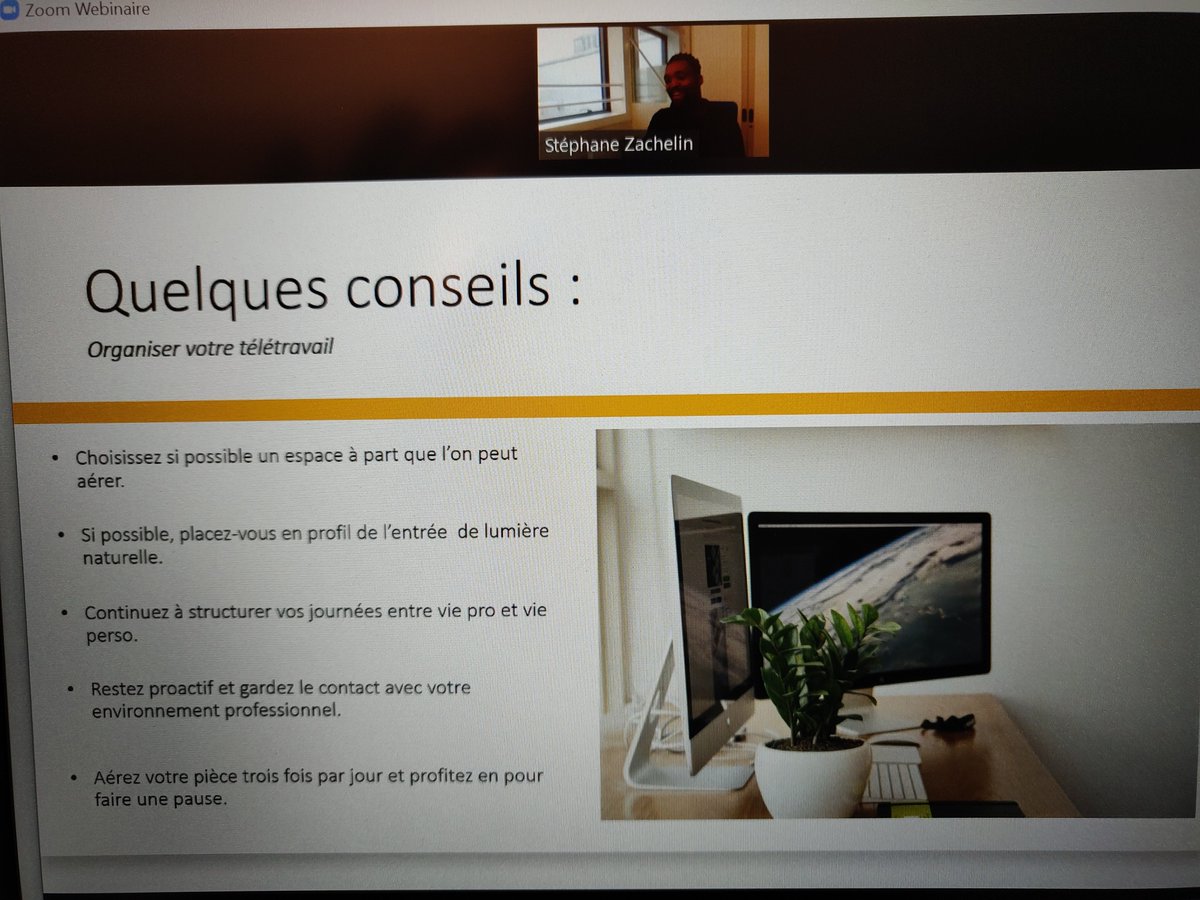 Notre ergonome vous donne des conseils pour organiser votre travail à domicile, pour les écouter de nouveau inscrivez-vous, 2ème séance à 15h30!
 bit.ly/2EnC484
#RST2020 #LaPreventionEnActions <a href="/CMPC_SIST/">CMPC Centre Médical Publicité et Communication</a>