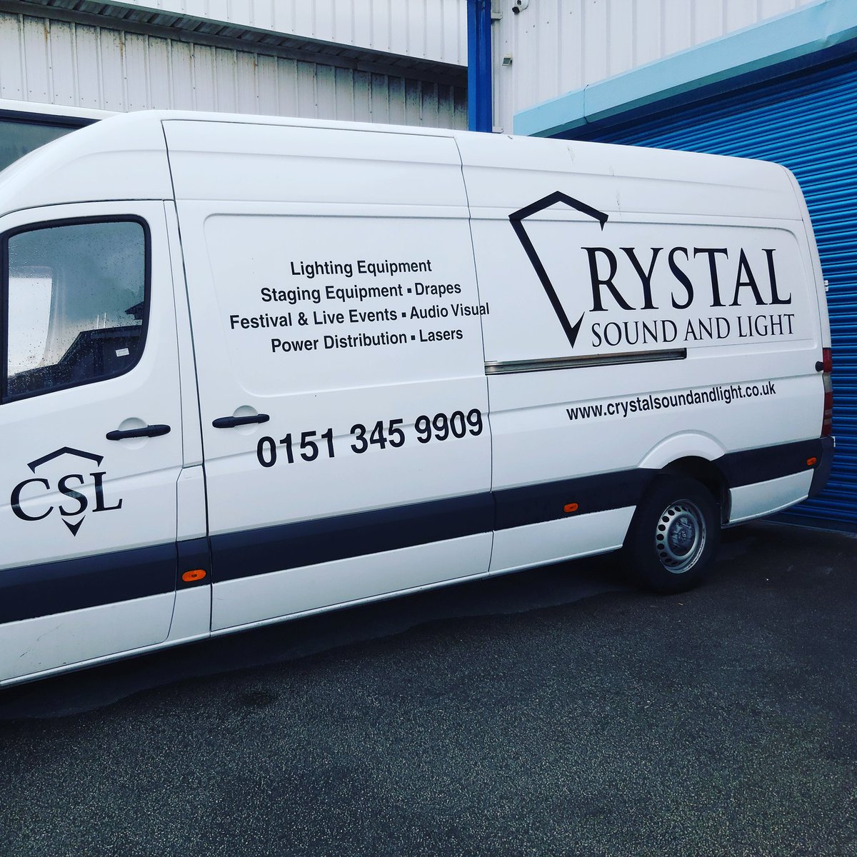 G O O D  M O R N I N G

Van 1 loaded and ready to go for the first job today! Helping to make #Wirral schools Covid safe! Engineers have their full PPE & job specification, we'll have the kettle on for when they return!

#BestWirral #Wallasey #Upton #Theatre #TheatreSupplies