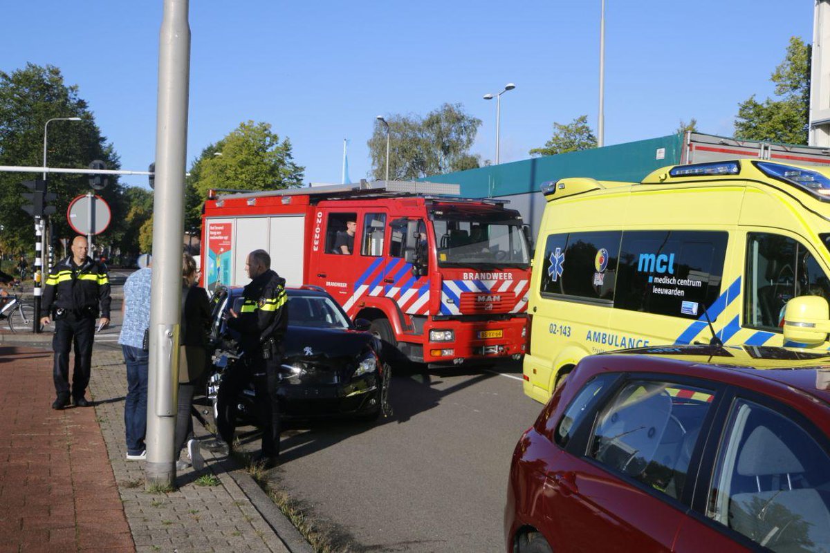 Geen gewonden bij verkeersongeval in Leeuwarden - #Friesland -..
