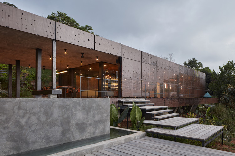 pulpimo's tweet image. Une incroyable maison qui se fond complètement dans la jungle !🤩
Ça se passe au Costa-Rica ! 🇨🇷
-
La suite en commentaire ! 
#Villa #Jungle #design