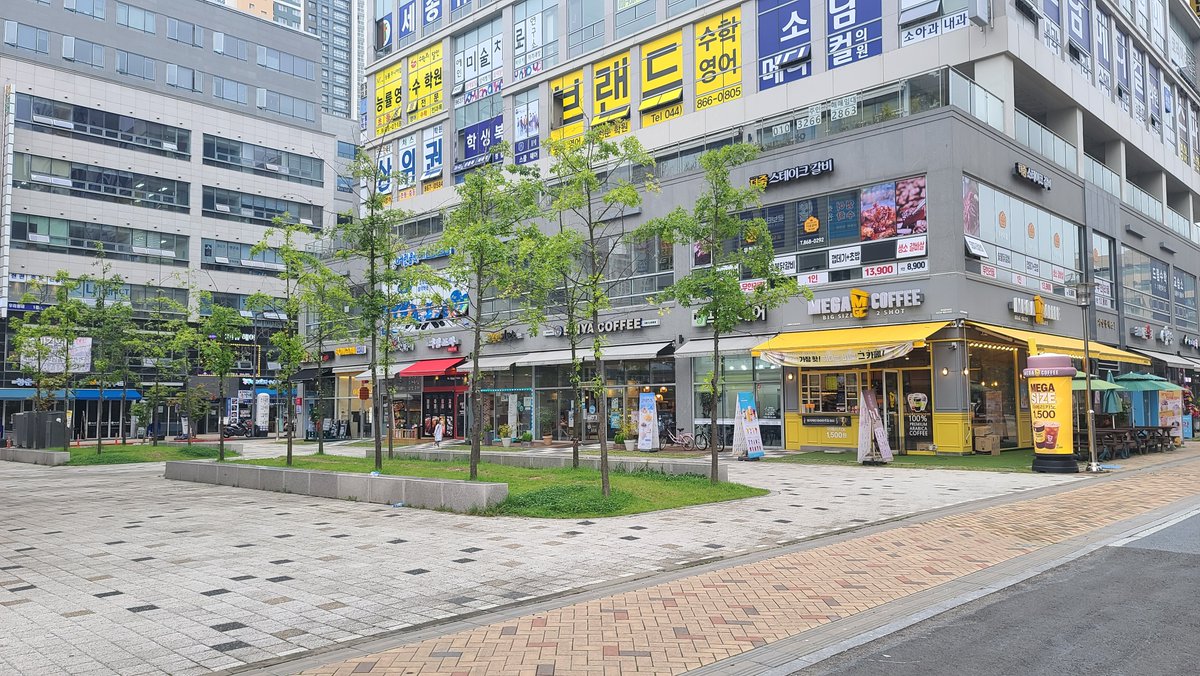 sejong88's tweet photo. 세종시 상가 초초 급매 . 임대
https://t.co/660r9S2PIT https://t.co/J1ZnOO7FU6