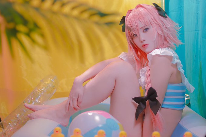 Twitterのコスプレ画像16