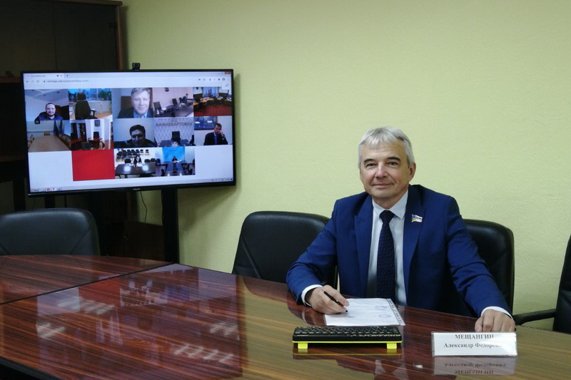 Александр Мещангин принял участие в работе Комитета по экономической политике, региональному развитию и природопользованию.

dumahmao.ru/?ELEMENT_ID=59…