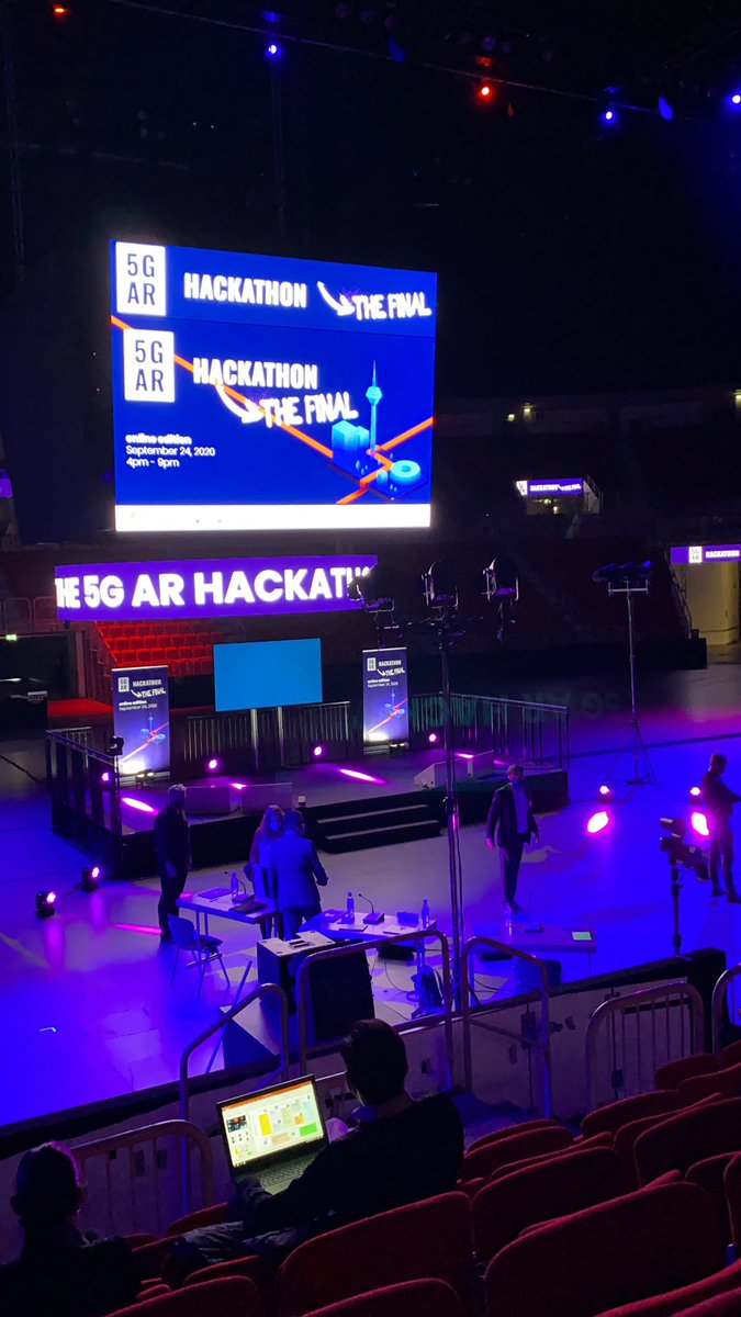 _goalhunter's tweet photo. 5G AR Hackathon - The Final. Stay tuned 🤟🏻 @Huawei_Germany @digihub_de https://t.co/XGgKwGJDwf