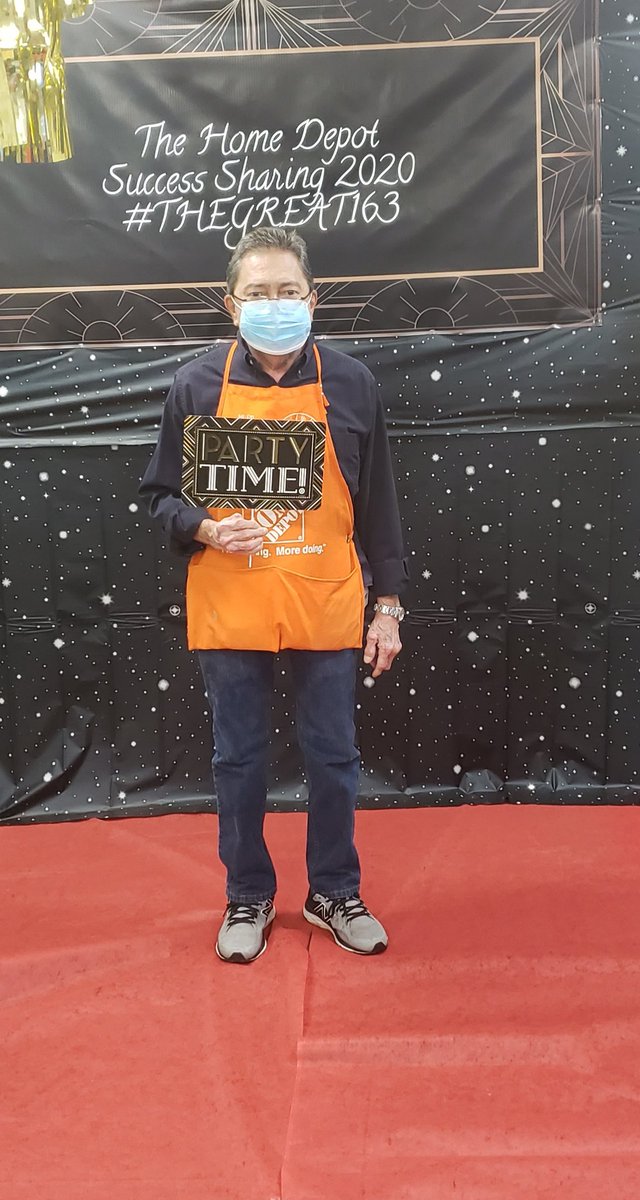 It's time to CELEBRATE and associate Lee at #THEGREAT163 is serious about it, as he walks the red carpet HOLLYWOOD STYLE for the kick off of this HUGE 4 day SUCCESS SHARING PARTY. <a href="/derekfleming/">Derek Fleming</a>
@TimSirdevanHD <a href="/YvonneL121/">Yvonne Lee</a> <a href="/chancejsmith89/">Chance Smith</a> <a href="/ChrisChisenhall/">Chris Chisenhall</a>