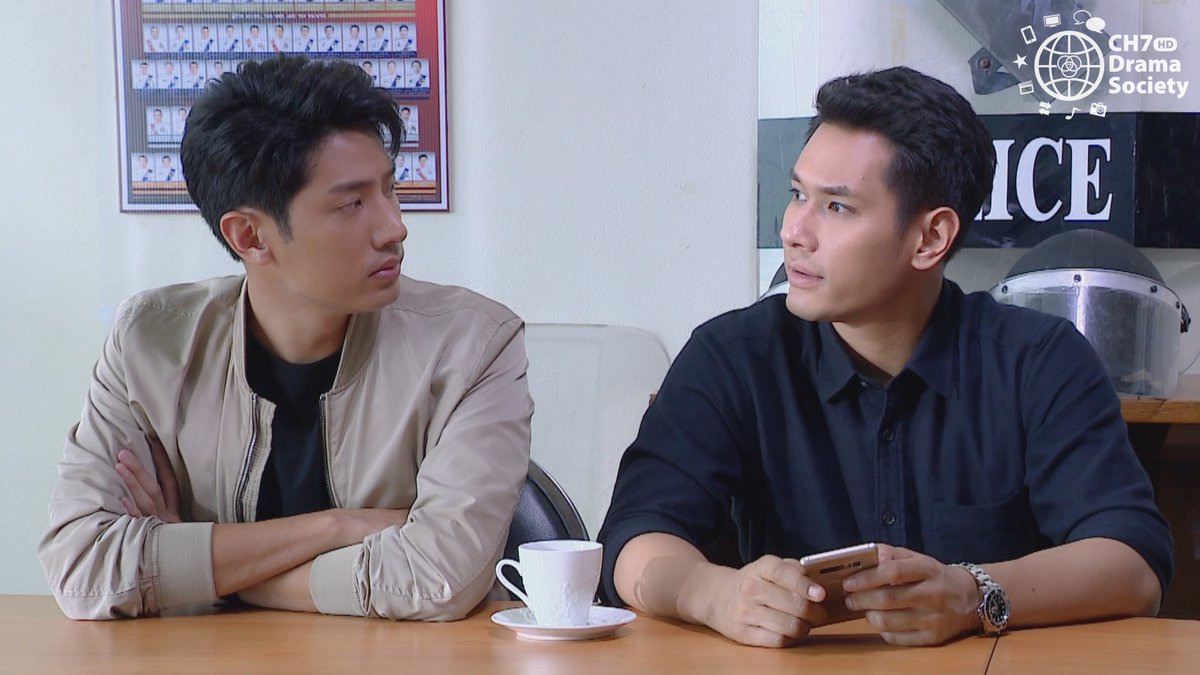 Ch7HDDrama's tweet photo. 615 หกโมงสิบห้า เวลานี้มันมีเงื่อนงำ ไม่ได้ใบ้นะ ไม่ได้ใบ้เลย 😝#เงาบุญep4 https://t.co/zNXbLi5MWB