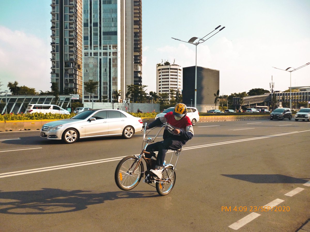 Adzkarars's tweet photo. #malamjumat https://t.co/qkY5DB6r5H