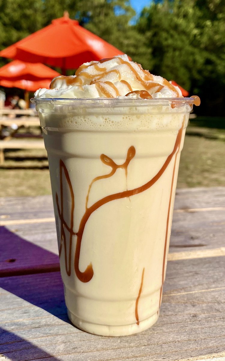TillysChickn's tweet photo. DAY 2 OF THE TCB FOODIE FAIR! Each day’s specials are a one day only event so don’t miss out! And don’t forget to grab your punch cards via the link below - grab every special and get $15 to TCB! See ya at the fair!
https://t.co/DFRf0tb4Ox

#rhodeisland #northkingstown https://t.co/mdP0mkipb4
