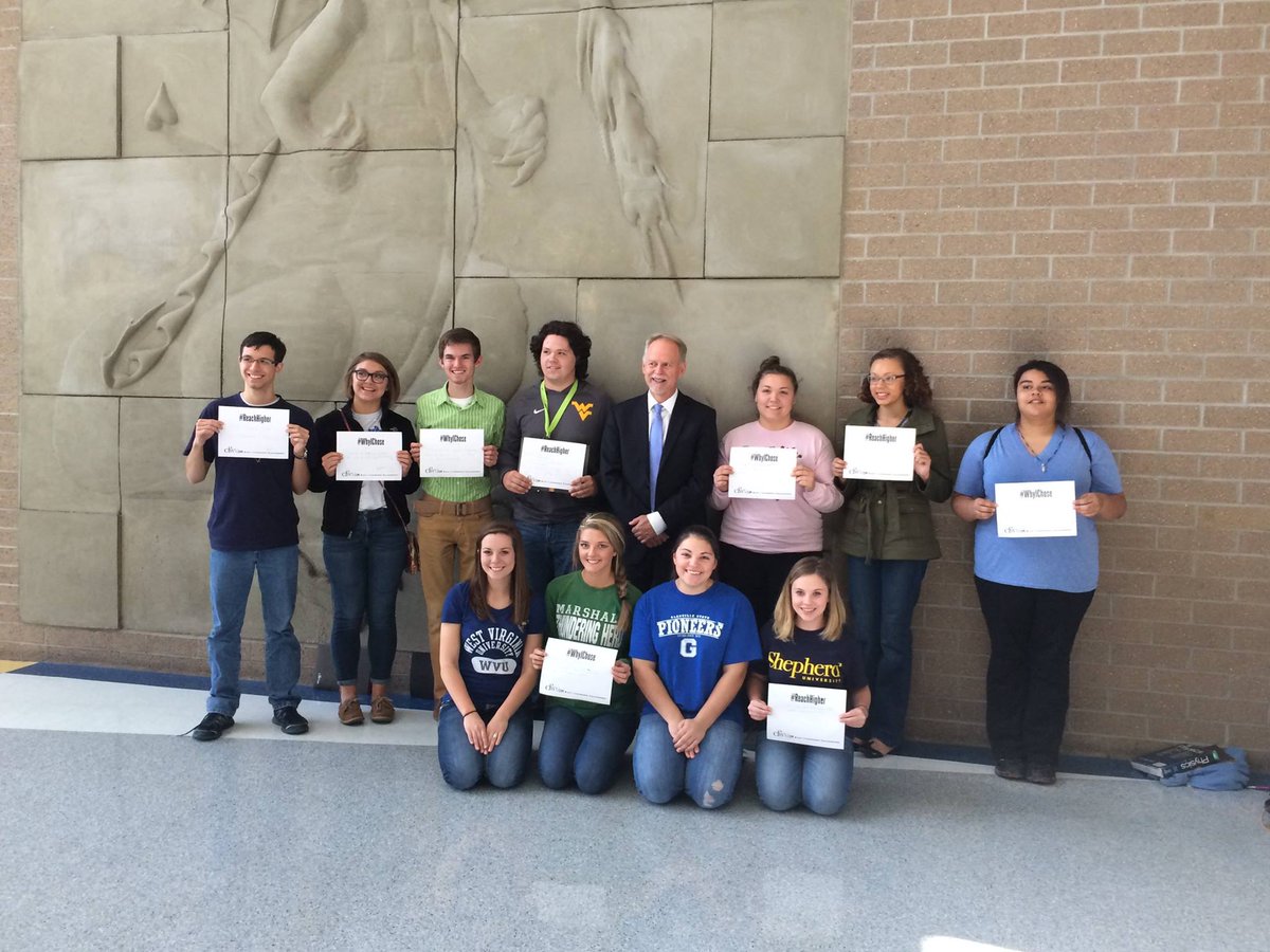 WV's 11th annual College Application and Exploration Week will be held November 2-6. This is a great opportunity to discuss college options and encourage students to pursue a postsecondary education. Visit ow.ly/Txds50BsT01 to register. Enjoy these throwbacks #CAEW in 2015!