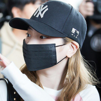  #SAIDA: 𝐂𝐫𝐚𝐜𝐤 𝐭𝐡𝐞 𝐂𝐨𝐝𝐞A SaiDa AU with Sayaka (Sana) anonymously hiring a notorious hacker codenamed Ten (Dahyun) to look through somebody's phone-based data, as she suspects that the audio files that have been saved on the device have something to do with her.