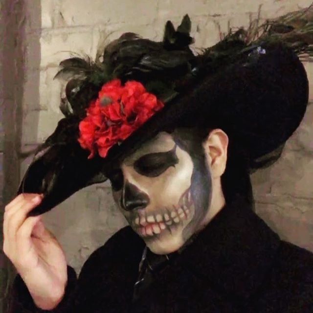 I can already feel the spooky vibes coming my way💀👻😈