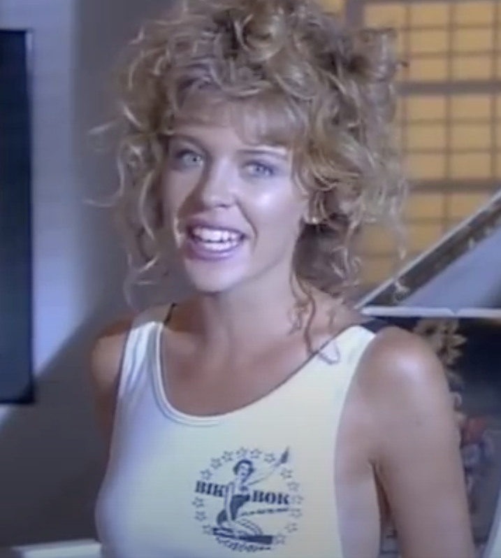 Honestly, the hair stylist of @kylieminogue should retrospectively receive an #Oscar for his creation in the video of the song 'I should be so lucky' in 1987.

#RetroHair