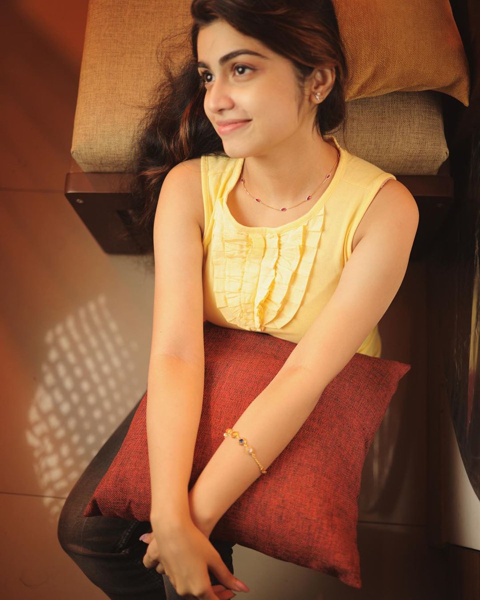 ManasaTrends's tweet photo. #ManasaRadhakrishnan cute photos 

#Tollywood #Bollywood #Mollywood https://t.co/PWlYWKMOMl