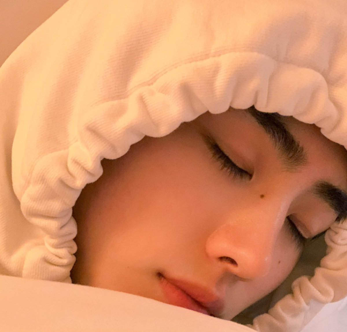 gueenca's tweet image. 니는 진짜 니가 무슨짓을 한지 모를거야 아마도