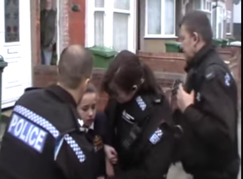 Police thugs help evil social workers in the kidnap & torture of a 10 year old girl who is reluctant to go with social workers to an abusive foster carer!Girl says social workers don't listen (cover up the abuse!)(2016)