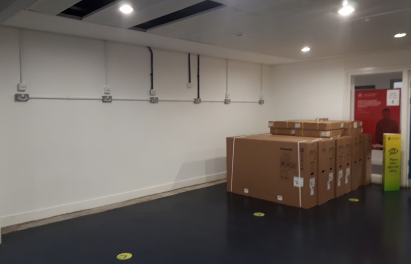 Changes are underway on level 2 in JCMB!  👀

The Max Born collection of photos has been removed to make way for new screens which will display events and opportunities, and a new equality, diversity and inclusion project!  

Watch this space for more info!

#PhysAstroEd_EDI