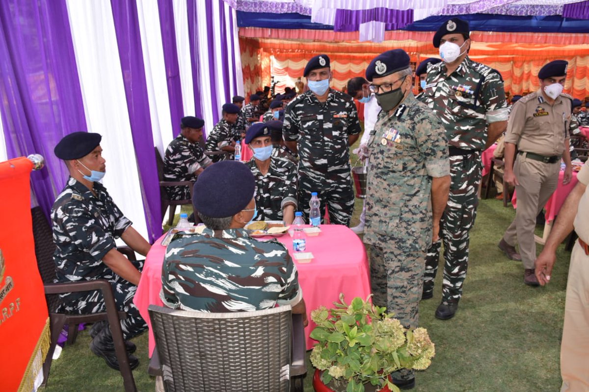 crpfindia's tweet photo. DG #CRPF , who is on his Kashmir visit, along with DG @JmuKmrPolice interacted with personnel of #179Bn and #53Bn CRPF. DG #CRPF praised the personnel for operational succeses and presented them Commendation disc and certificates. https://t.co/V8KvA9gSu4