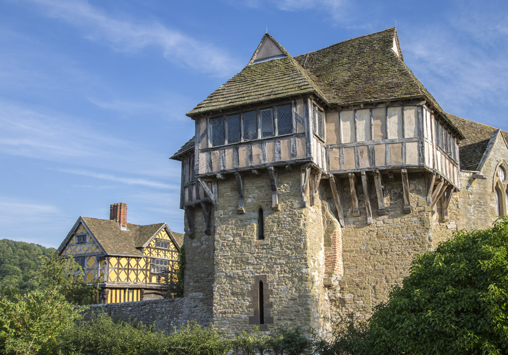 (10) in Paris, which is from a comparable time period and is of comparable size? Although Pembroke's Inn had a tower, I doubt it was as embellished or beautiful as the Hotel de Sens. Might it have looked like some sections of Stokesay Castle? (pictured) I'm also not sure.