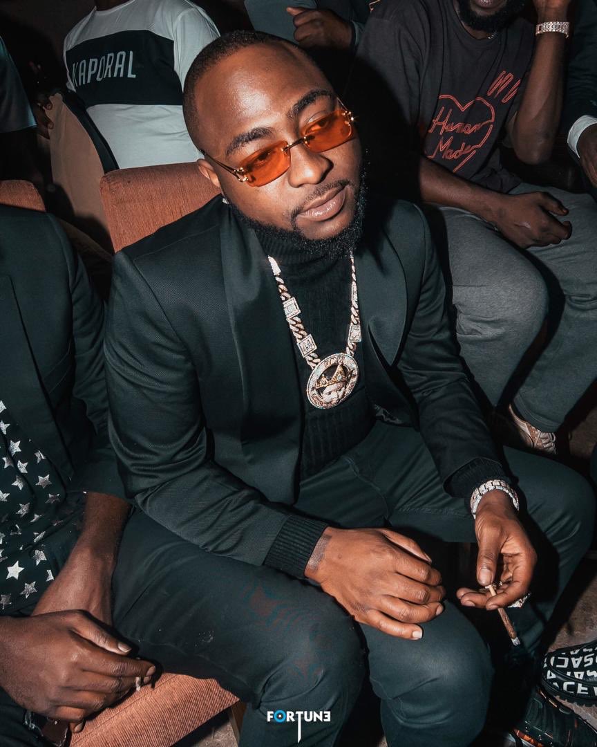 CHUKWUEMEKAOJ's tweet photo. Sometimes I wonder how @davido de make songs
The guy na just beast
And en drip too much
#30BG
#FEM
#OBOWAY https://t.co/0Y4jXpPlpT