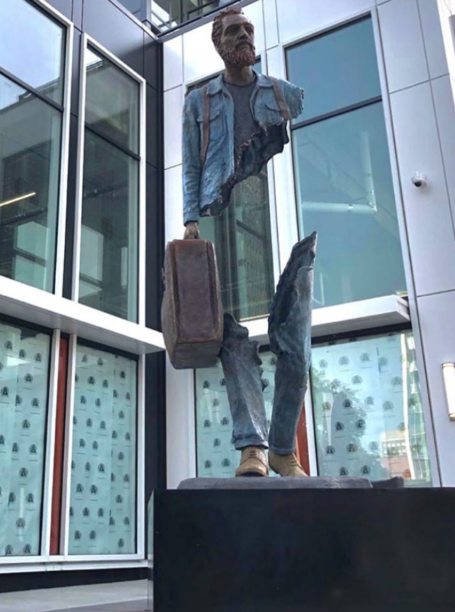vicparkyyc's tweet photo. It has officially been one week since the unveiling of the #brunocatalano sculpture outside of the @StrategicGrp #UpTen building! The sculpture depicts a young Vincent Van Gogh and we are honoured to have be a part of Calgary and #VicParkYYC!

#VicParkLife https://t.co/B5BZeKyAea