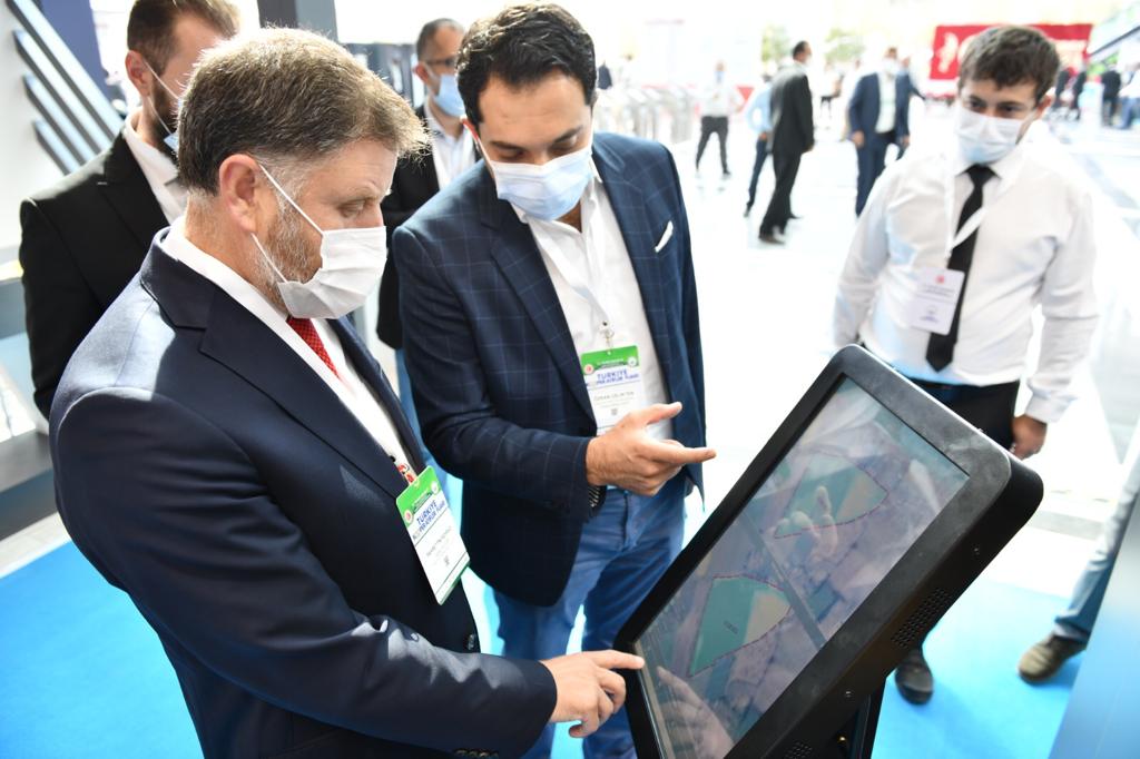 Türkiye Tarım Kredi Kooperatifleri ve iştirakleri olarak 4. #türkiyekooperatiflerfuarı'nda yerimizi aldık. Fuarda "Yenilikçilik" kategorisinde Yılın Kooperatifçilik ödülü, Dijital Dönüşüm, Ortak Kart, Korbis, Ziha ve Tarkip projeleri ile #TarımKredi'ye verildi.
<a href="/pekcan/">Ruhsar Pekcan</a>