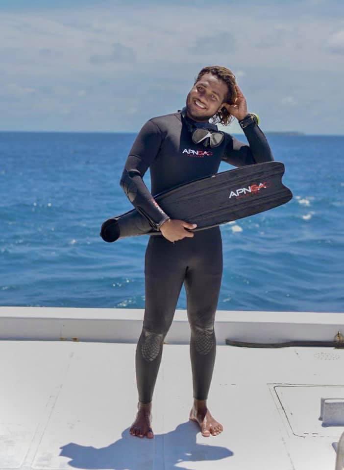 ZuvaanMasveriya's tweet photo. Alhamdulillah mihaaru varah kerilaafa bunelan kerey aan aharennakee masveri eh🎣❤️
Meege 6 aharu kurin eh gothakah ves nukerey bunelaakah aharen adhaa kuraa vazeefaa akee masveri kamey🎣
Masverikan mee salhi kameh kan dhahkan hihvaru kuraa zuvaanun nah assaribahaa saabas 🎣❤️🇲🇻 https://t.co/n3a8r6xb7O