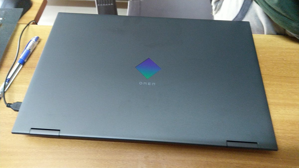 GeetPatel's tweet photo. Finally the beast is here!!
HP Omen EN-0037AX #Hpomen @PrasannaMoghe1 https://t.co/TAufDbQ9CG
