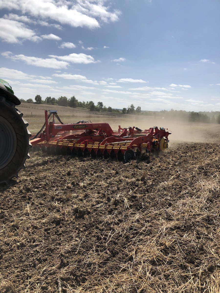 We are officially @VaderstadCanada dealers! Vaderstad has been producing an excellent quality of Swedish built tillage and seeding equipment since 1962. We are very excited to partner with them to grow this legacy into the future.                      📞 Contact us today!