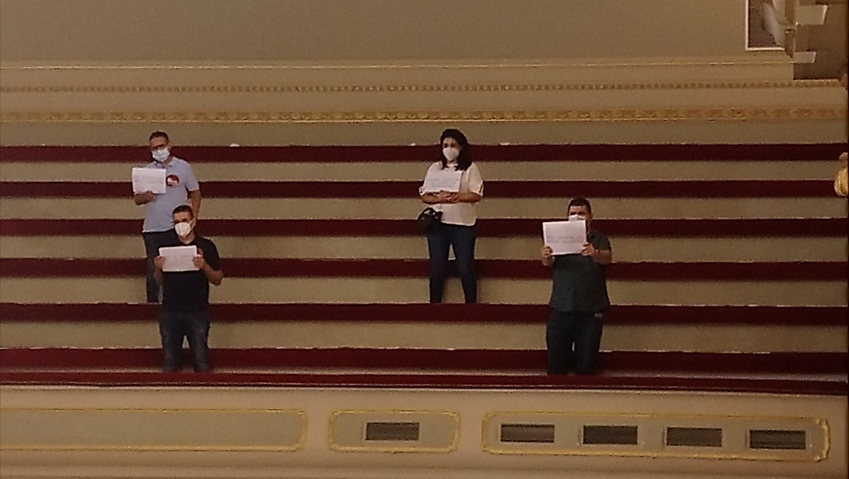 ccoo_ayto's tweet photo. Trabajadores del @AytoMurcia nos manifestamos por la libertad sindical y contra el cese de una directora de Escuela Infantil como represalia pro su actividad sindical https://t.co/5EBaDD0uTA