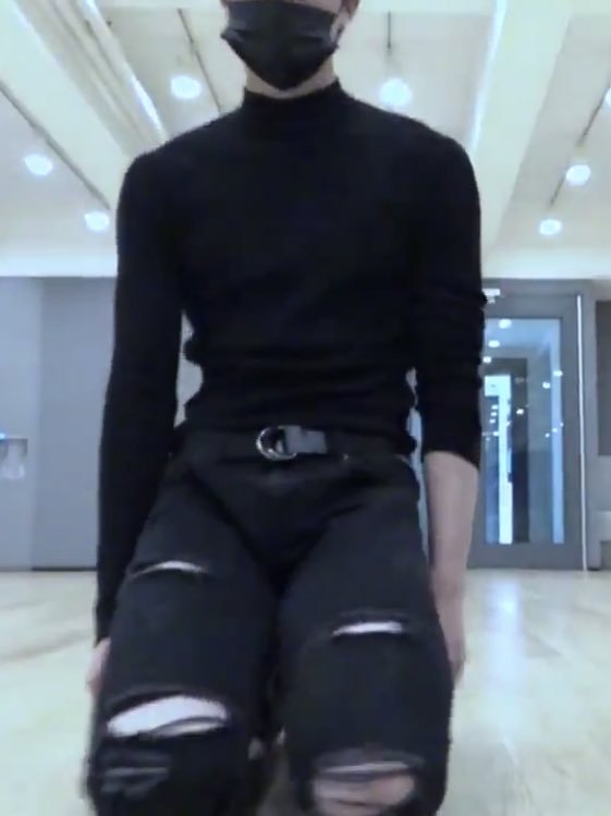 jeno's thighs: a thread