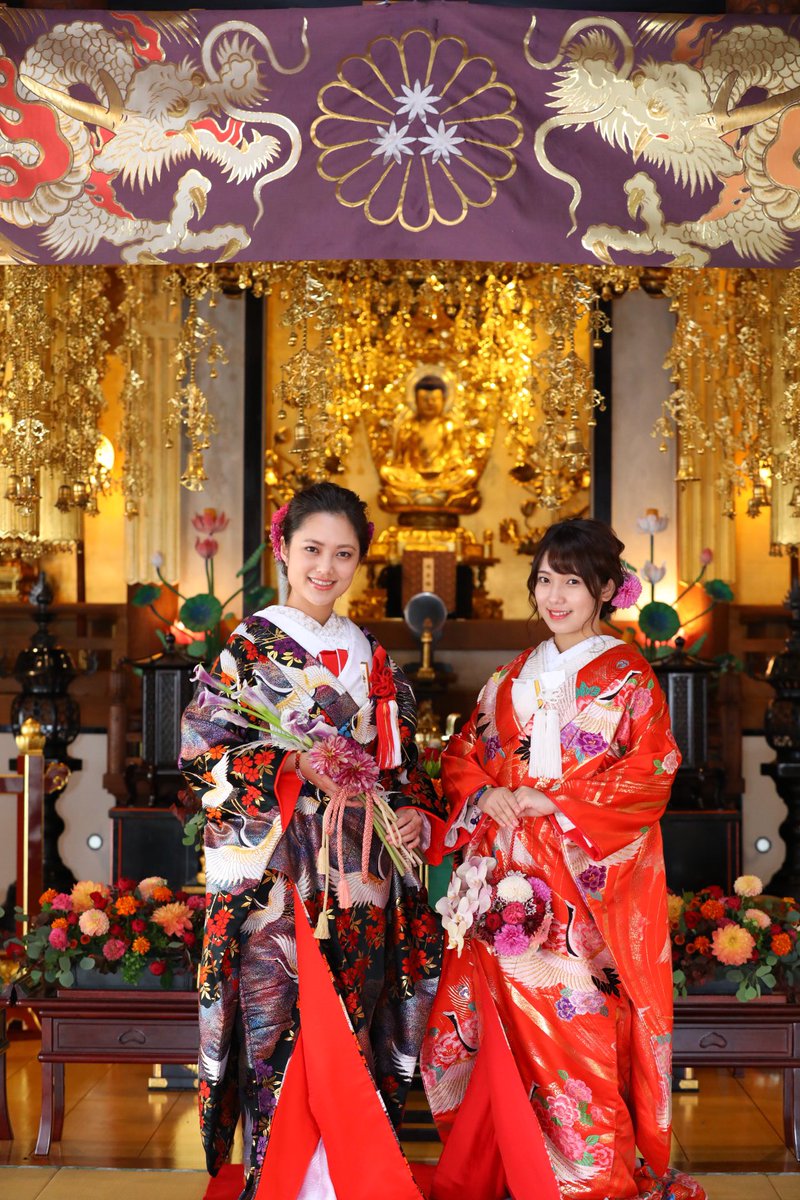 みほとけ 最明寺の 仏前結婚式 のpr撮影 日本中のカップルがお寺で挙式したくなっちゃう最高なお写真が出来上がりました 同性婚もできますよ ということで女の子同士です 個人的ベスト4 お納めください 4枚目は念珠の授与 仏様に結婚報告し みほとけ 最明寺の 仏前結婚式 のpr撮影 日本中のカップルがお寺で挙式したくなっちゃう最高なお写真が出来上がりました 同性婚もできますよ ということで女の子同士です 個人的ベスト4 お納めください 4枚目は念珠の授与 仏様に結婚報告し