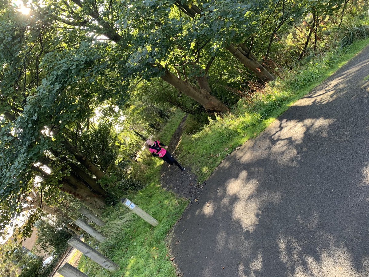 LHS_HWB's tweet image. Some action shots from today’s @raceforlife S2 event. Well done to all that took part. @MissJBarrPE @MrMcAteer_PE
