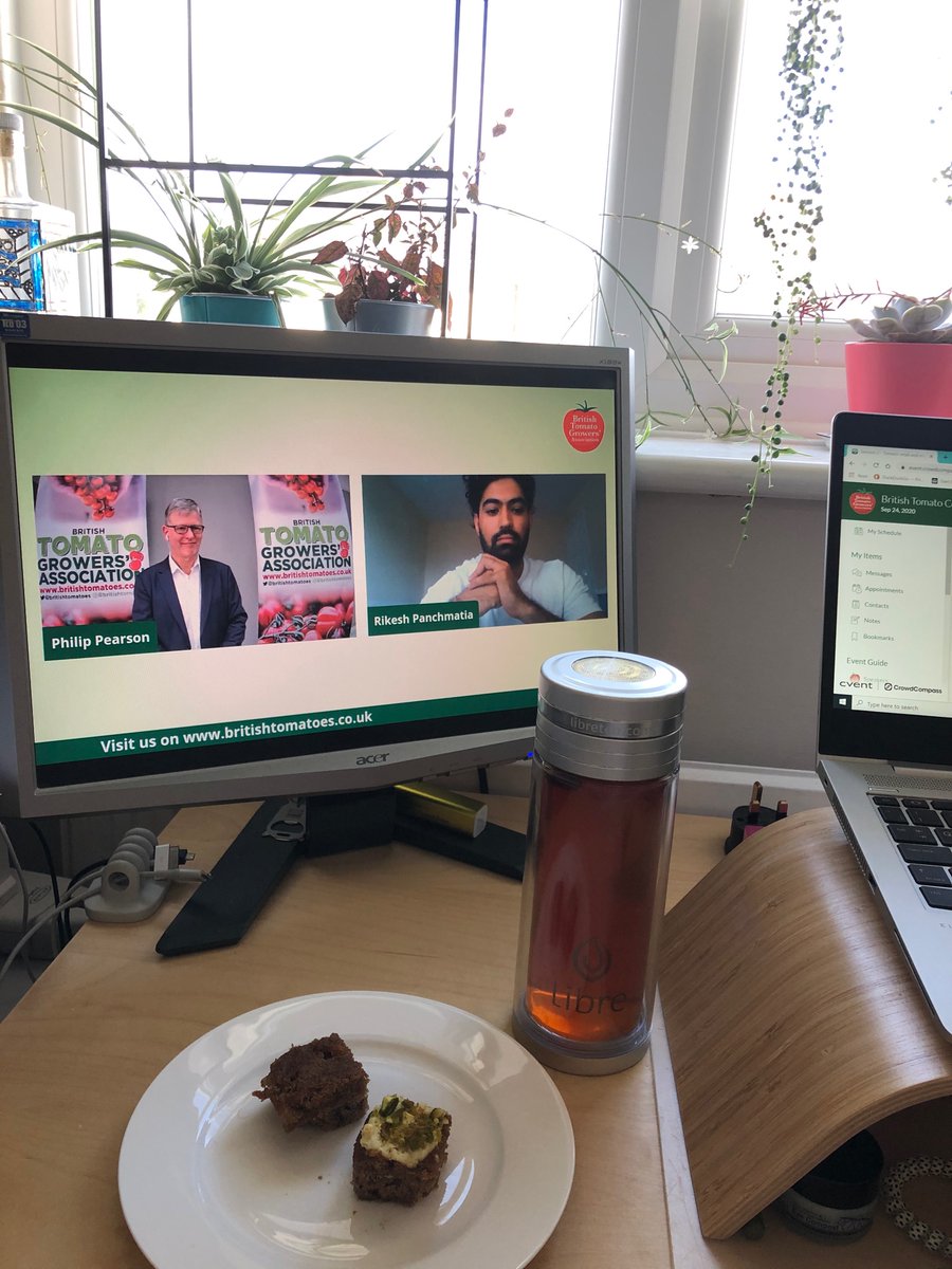 JillK_UK's tweet photo. Ready for session 2 at the British Tomato Conference! Had to make my own refreshments this year! Rooibos tea and carrot cake bites 😋
#TGA2020 #wfhlife https://t.co/6Y6qKRDscV