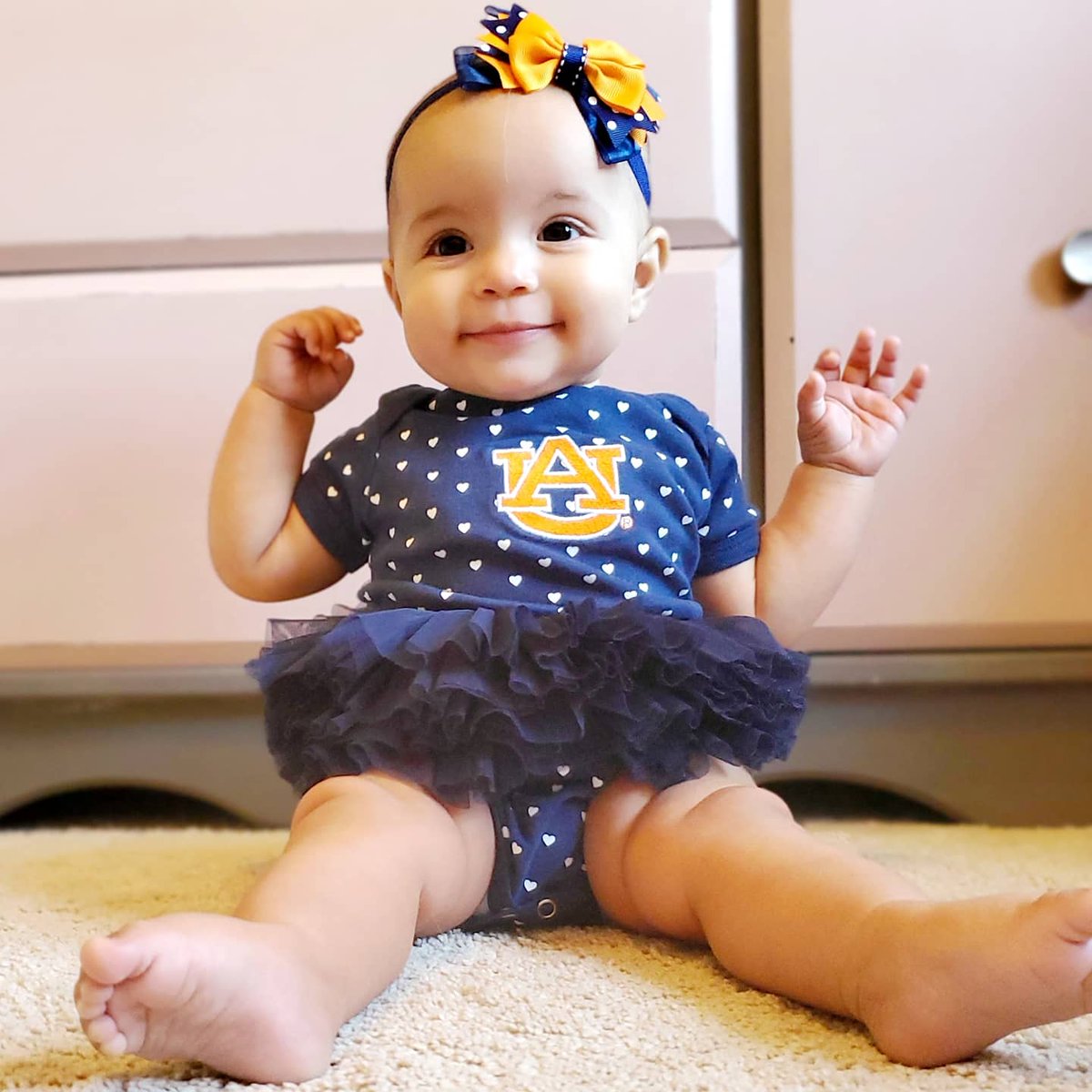 I'm smiling because mommy says MY FIRST AUBURN game is SATURDAY!!! 2 MORE DAYS! #AUBURN <a href="/AUFAMILY/">AUFAMILY</a>