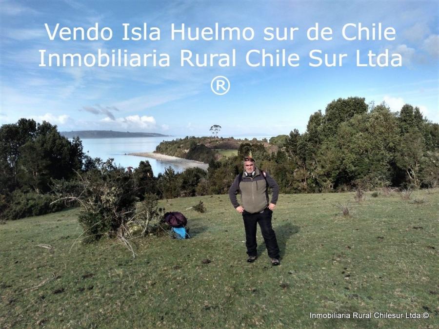 “Es totalmente normal, yo en marzo vendí una isla pequeña cerca de Puerto Montt, la isla Huelmo (...) y ahora estoy a punto de vender otra en Chiloé, una isla pequeña. Después estaría por vender la isla Verdugo (...), esa la podría estar vendiendo a finales de noviembre”.