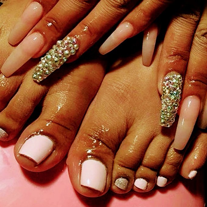 ‼️PINNED TWEET ‼️ 👅RT mine and I will RT yours👅 ✨Comment when its done✨ 💞Must be following! I fb SW&rsquo;s