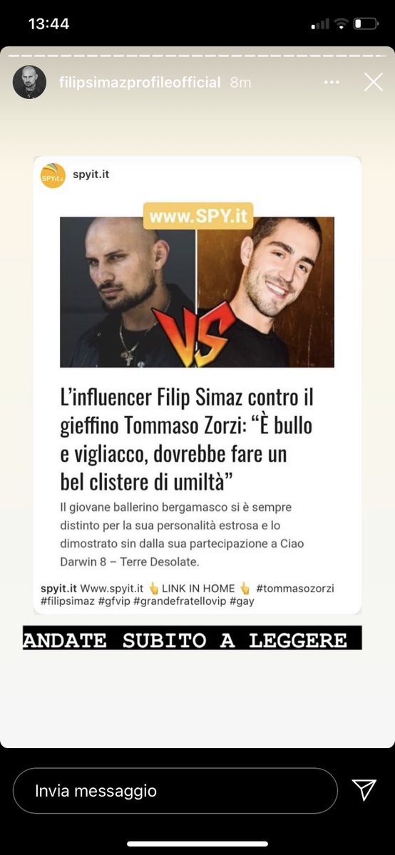 fammemagna's tweet photo. NON LO FA PER VISIBILITÀ PERÒ REPOSTA OGNI ARTICOLETTO DEI GIORNALAI CHE GLI DANNO UN MINIMO DI VISIBILITÀ #RIPIJATE #FILIPSIMAZ CHI? #GFVIP https://t.co/w851dpgR4T